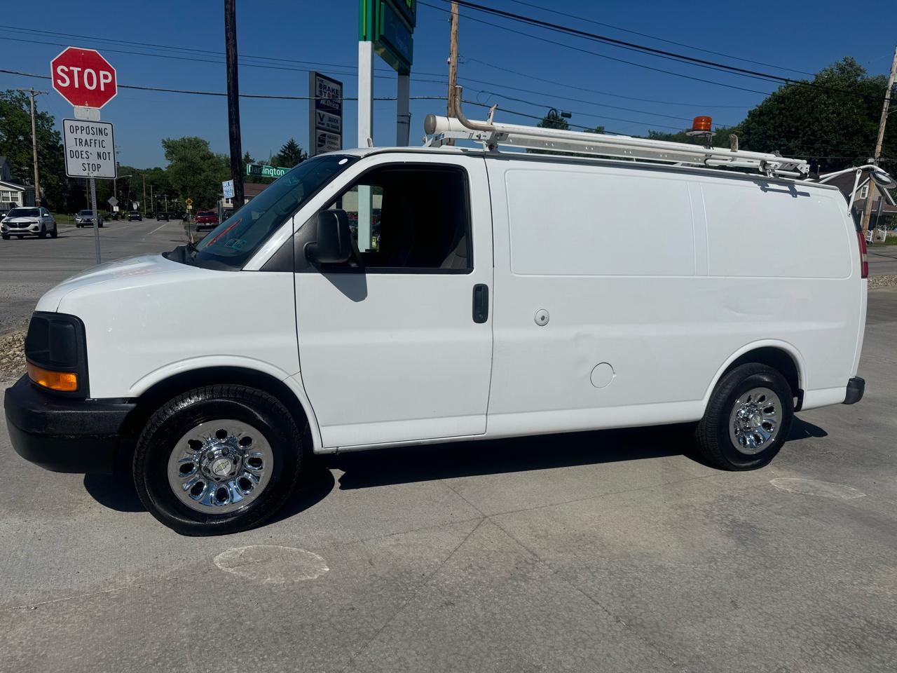 Chevrolet Express 1500 Cargo 2010