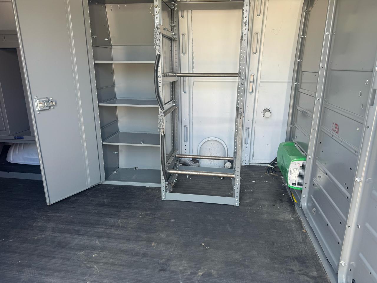 Chevrolet Express 1500 Cargo 2010