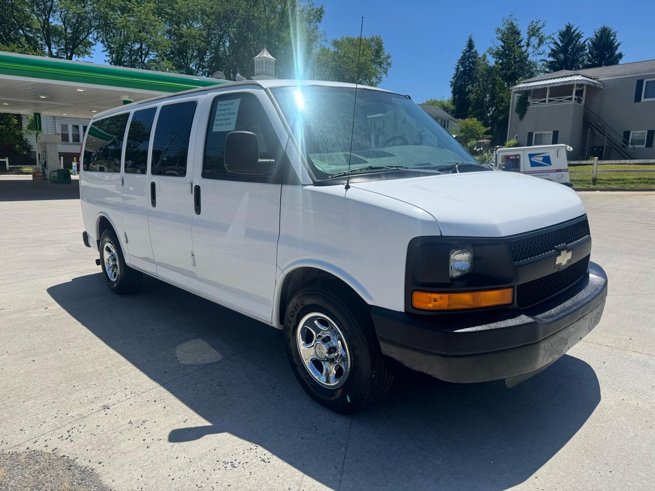 Chevrolet Express LS 1500 AWD 2007