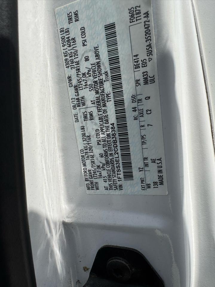 Ford Econoline E-350 Super Duty Extended 2012