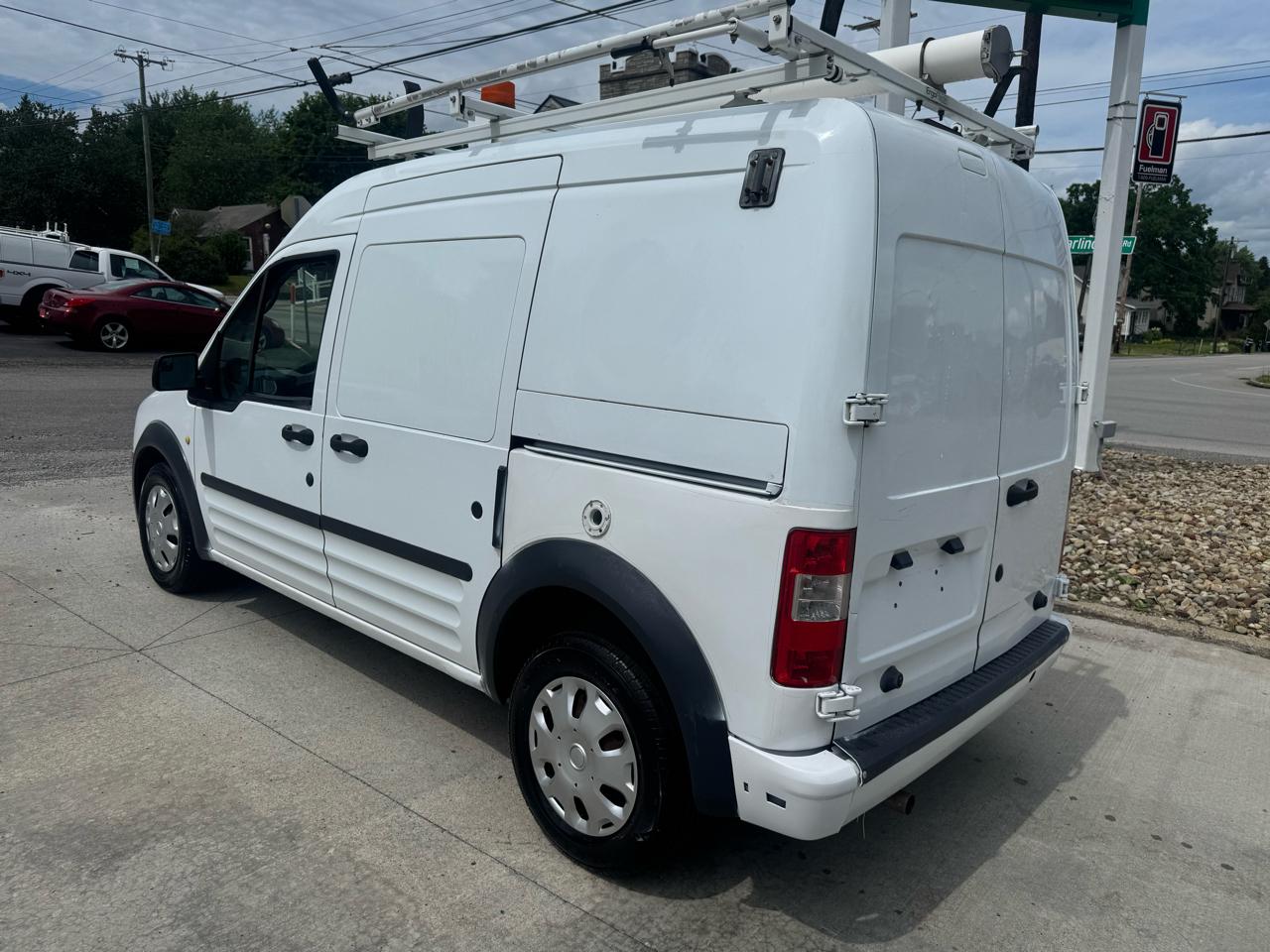 Ford Transit Connect XLT with Rear Door Glass 2010