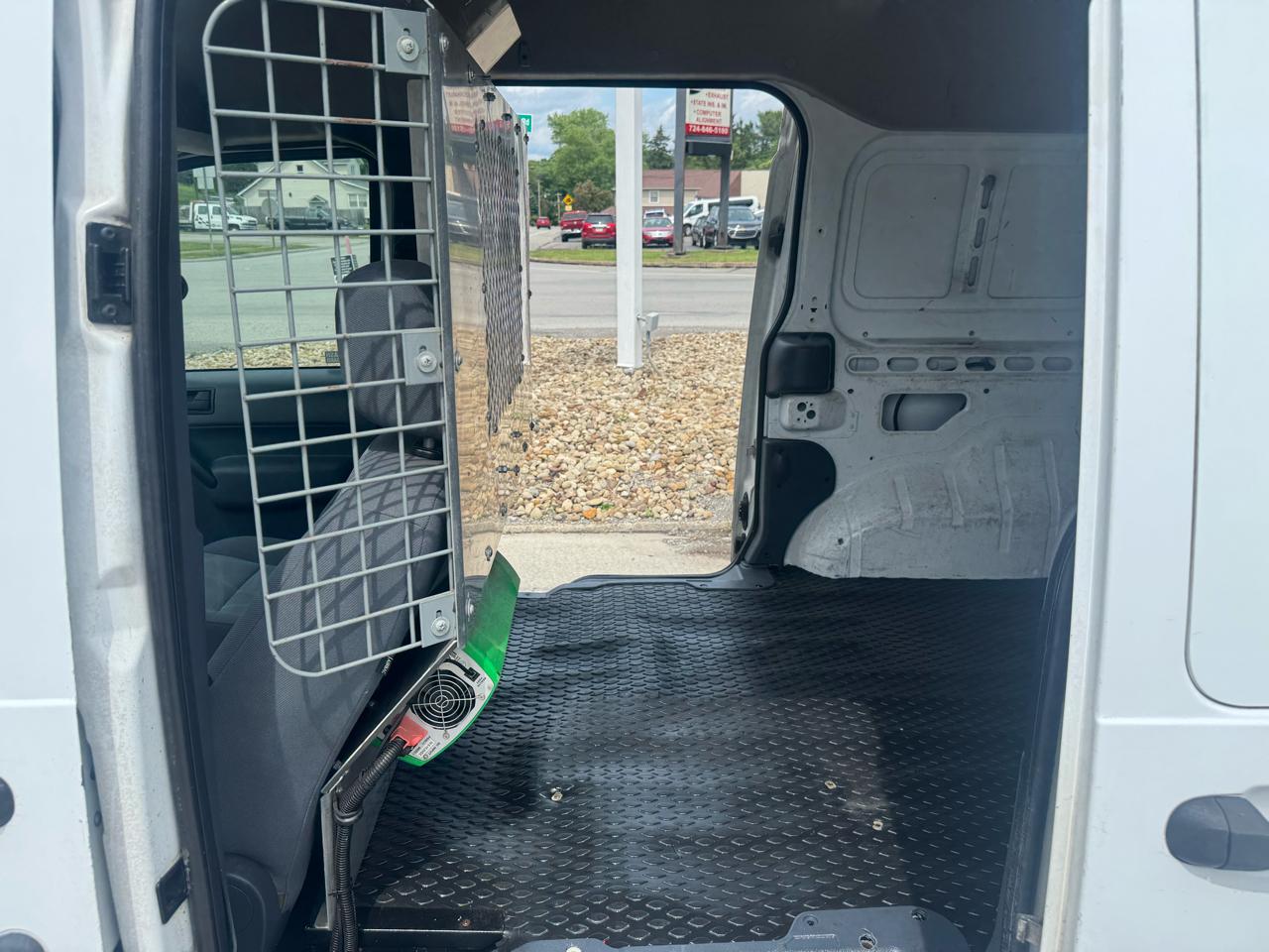 Ford Transit Connect XLT with Rear Door Glass 2010