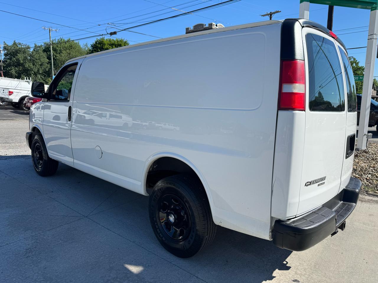 Chevrolet Express 2500 Cargo 2013