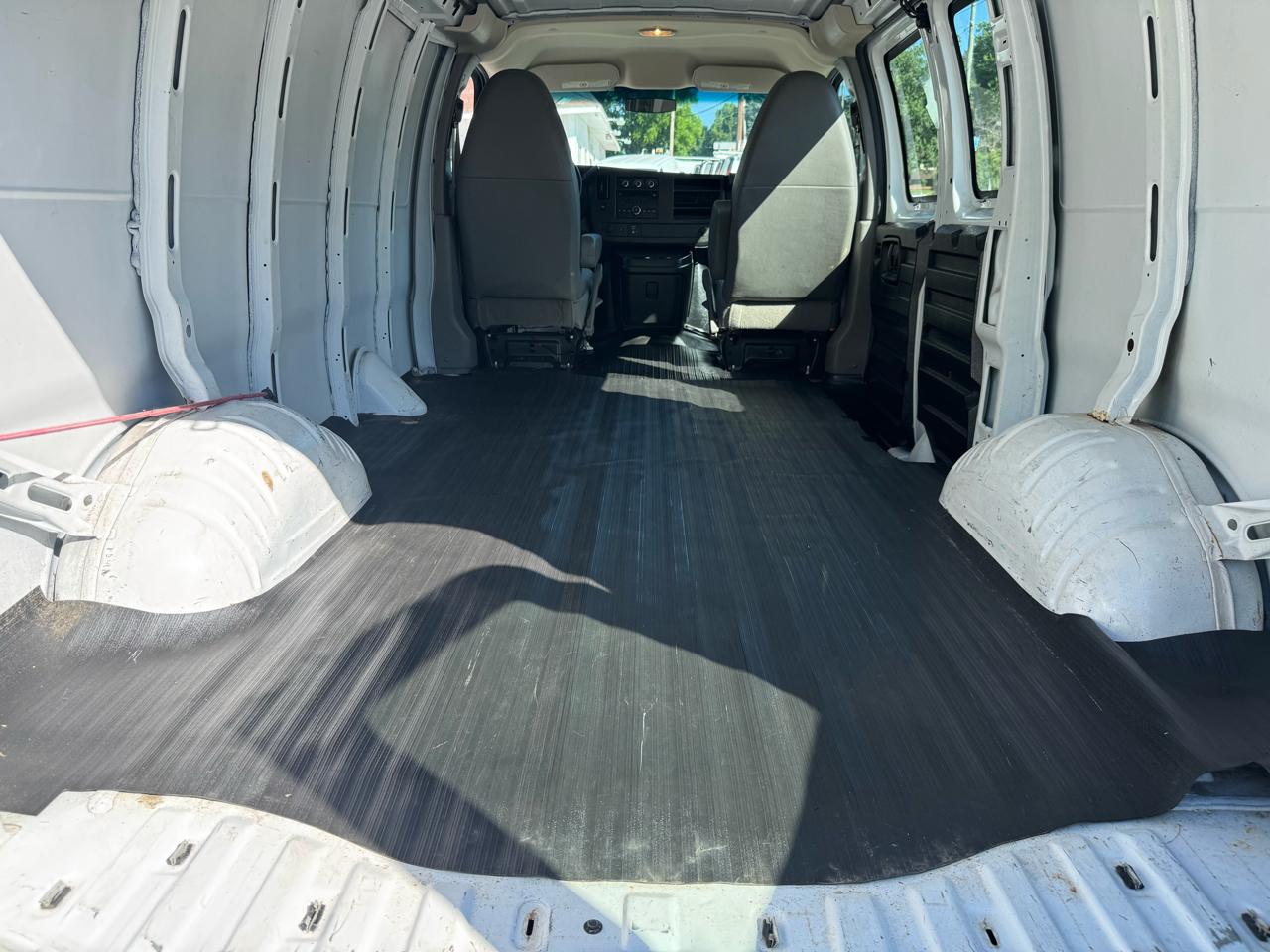 Chevrolet Express 2500 Cargo 2013