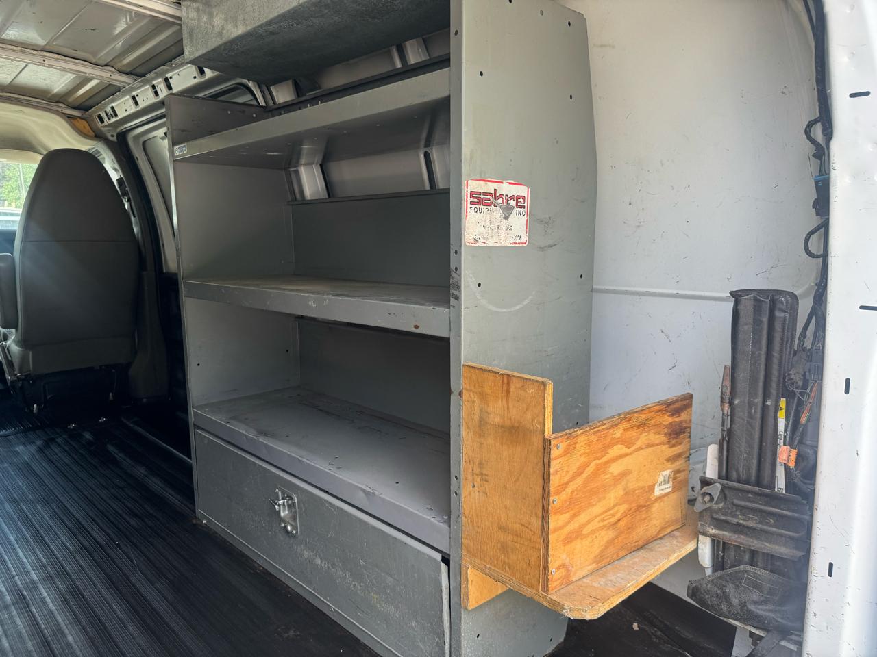 Chevrolet Express 3500 Cargo 2010