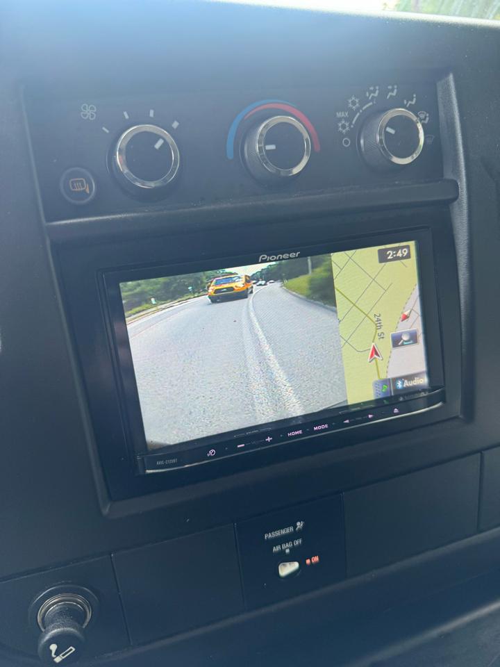 Chevrolet Express 3500 Cargo 2010
