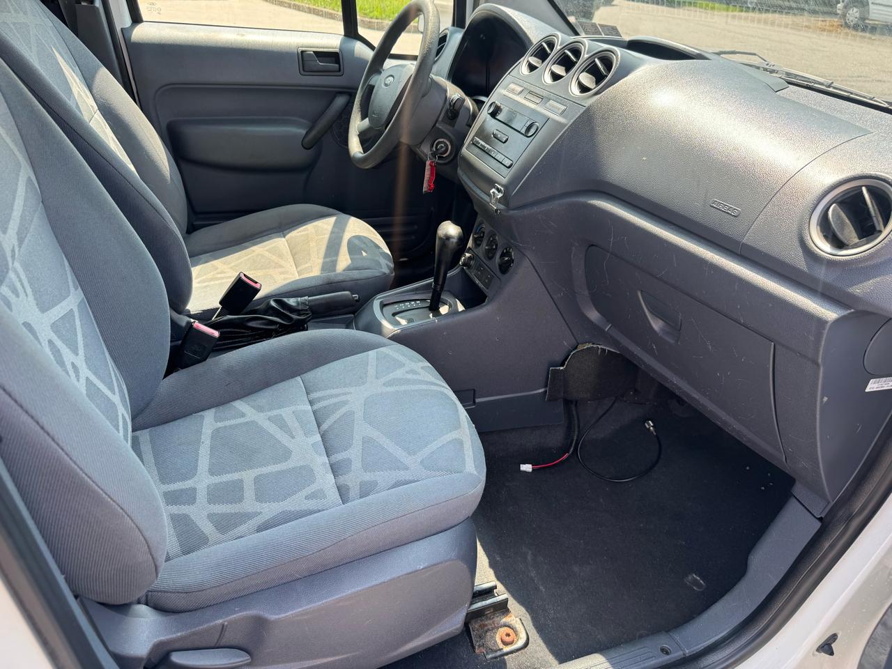 Ford Transit Connect XL with Rear Door Glass 2012