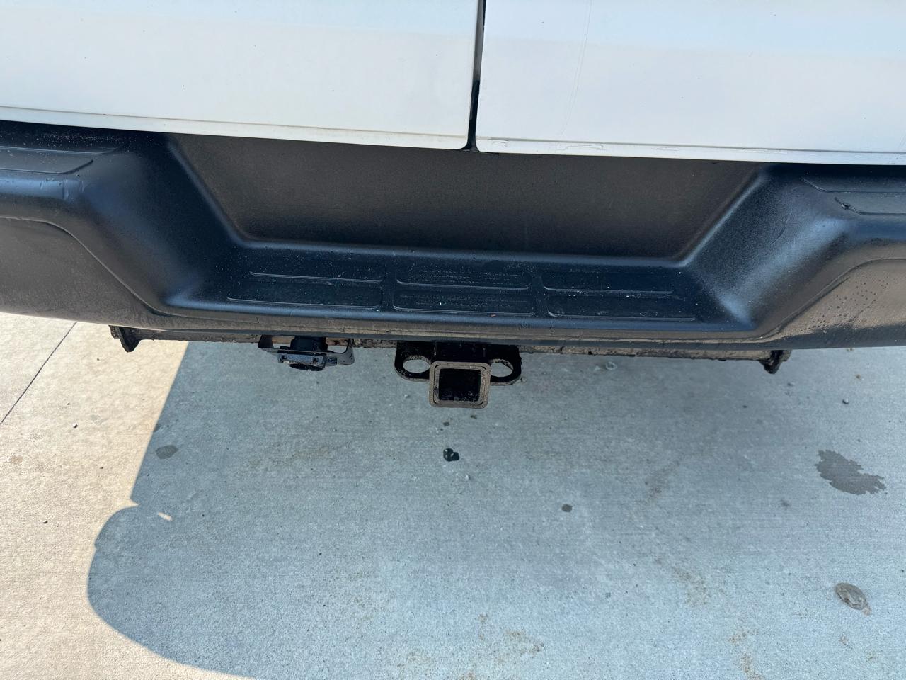 GMC Savana G2500 Cargo 2011