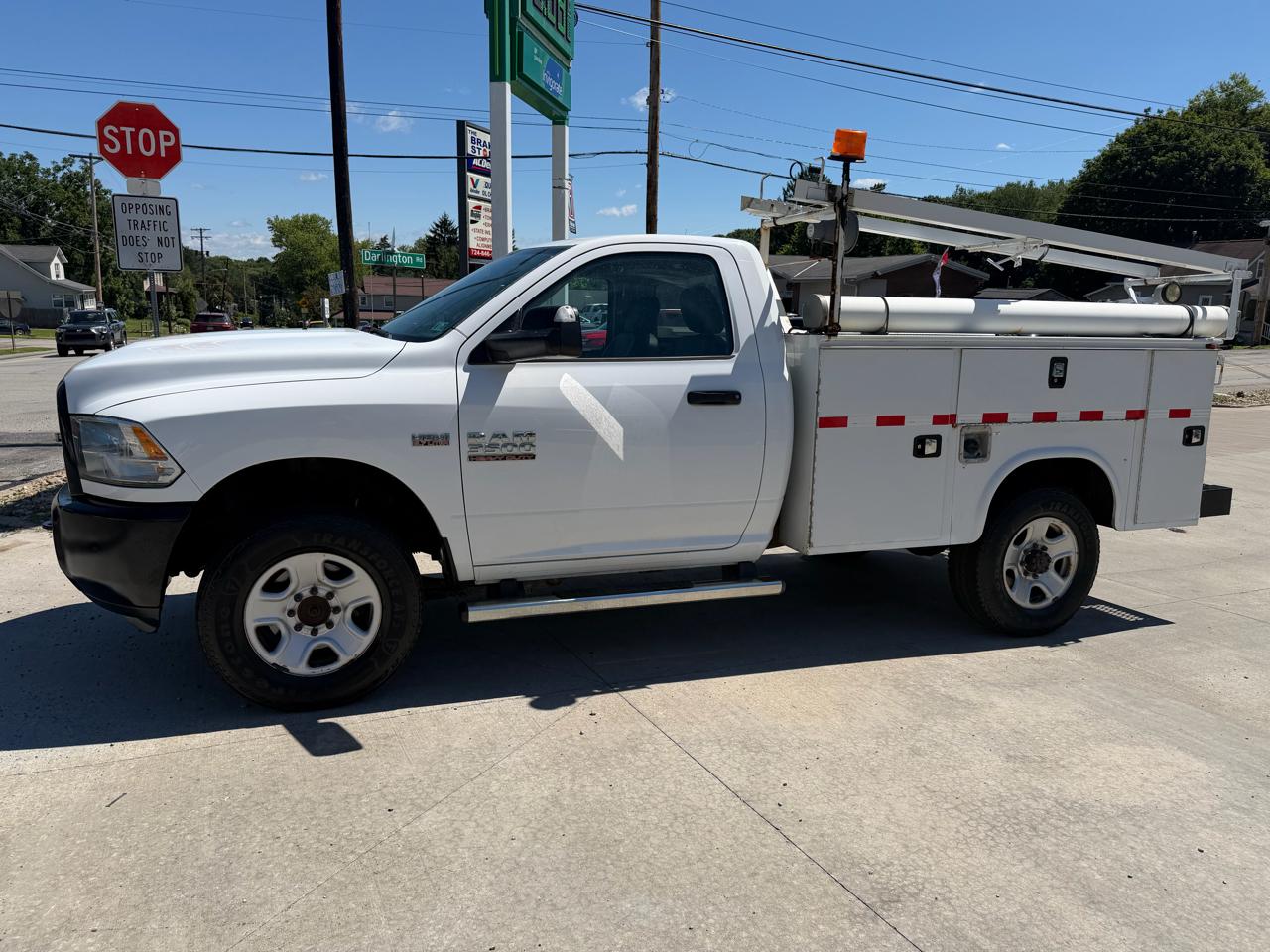 RAM 3500 ST 4WD 2014