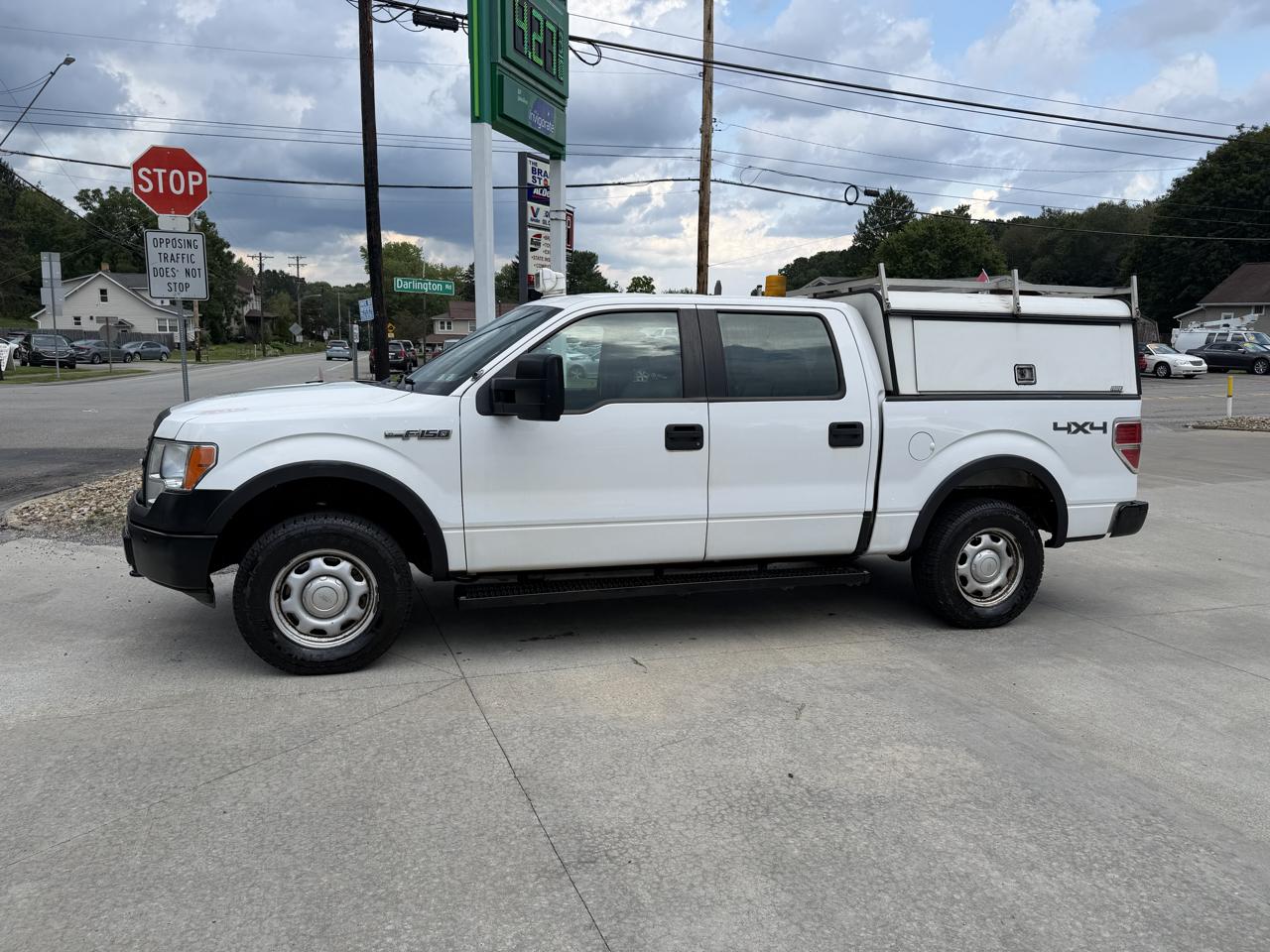 Ford F-150 XL SuperCrew 5.5-ft. Bed 4WD 2014