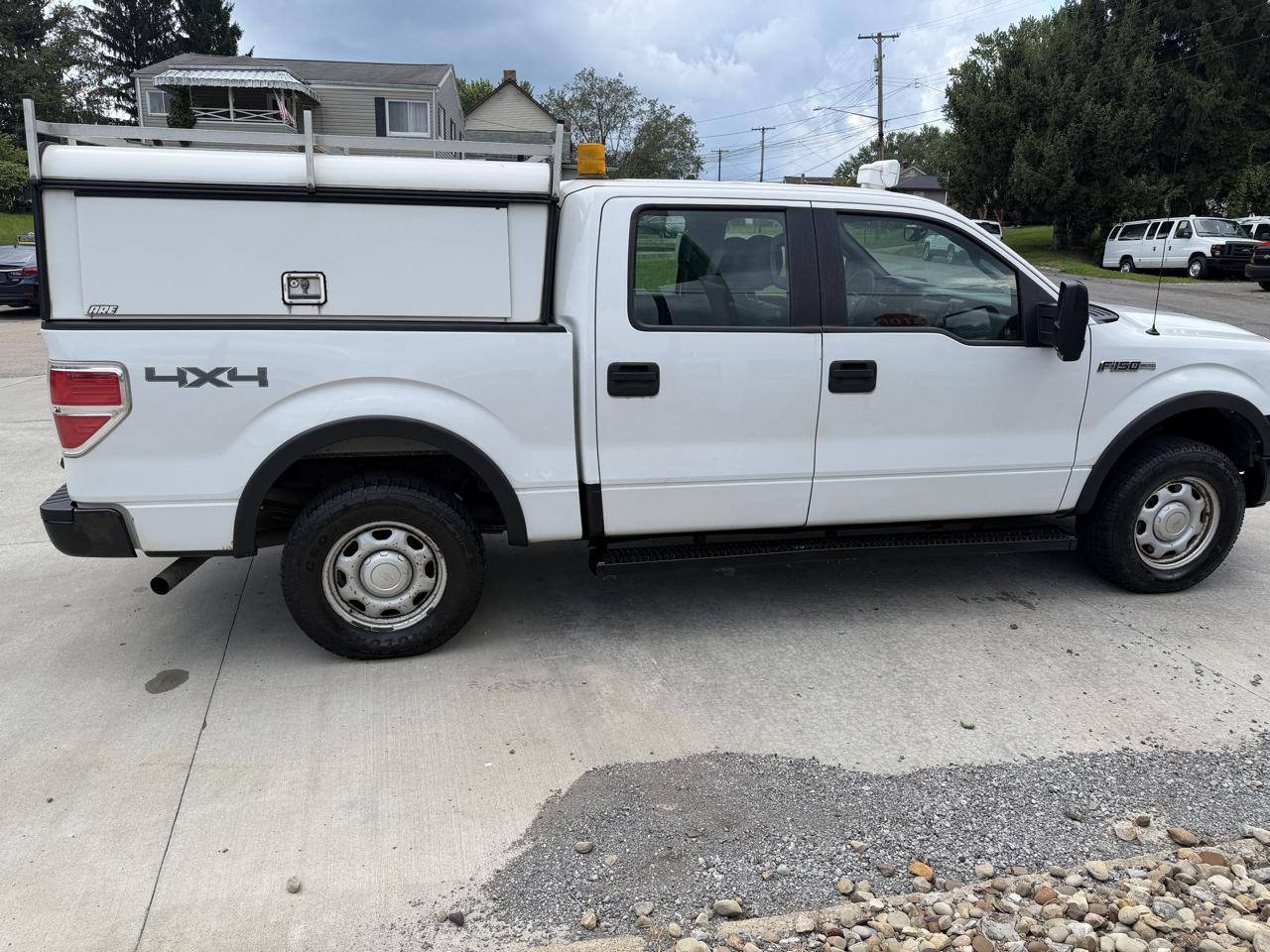 Ford F-150 XL SuperCrew 5.5-ft. Bed 4WD 2014