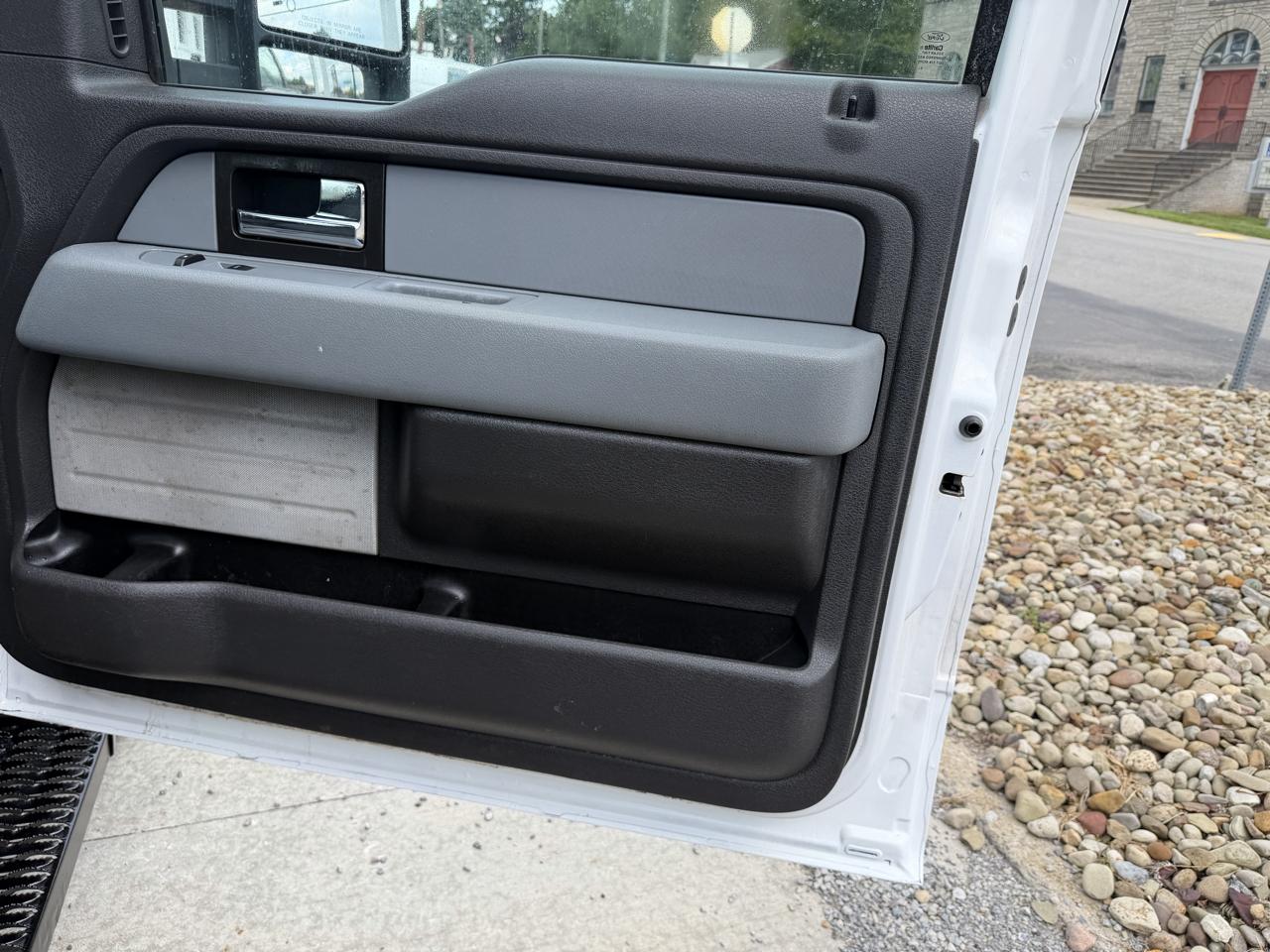 Ford F-150 XL SuperCrew 5.5-ft. Bed 4WD 2014