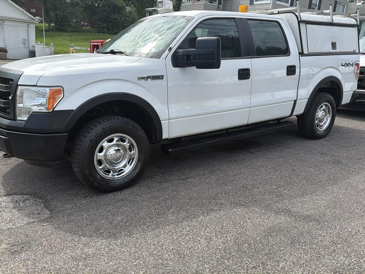 Ford F-150 XL SuperCrew 5.5-ft. Bed 4WD 2014