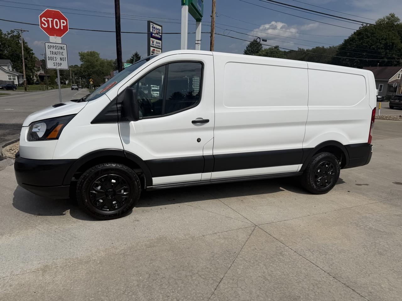 Ford Transit 150 Van Low Roof w/Sliding Pass. 130-in. WB 2019