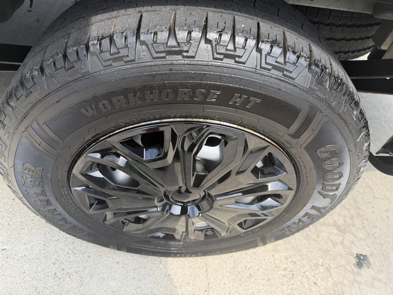 Ford Transit 150 Van Low Roof w/Sliding Pass. 130-in. WB 2019