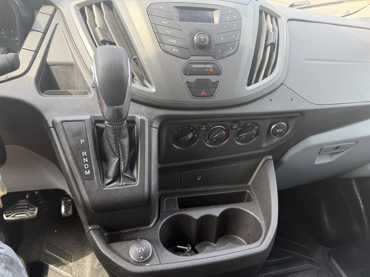 Ford Transit 150 Van Low Roof w/Sliding Pass. 130-in. WB 2019