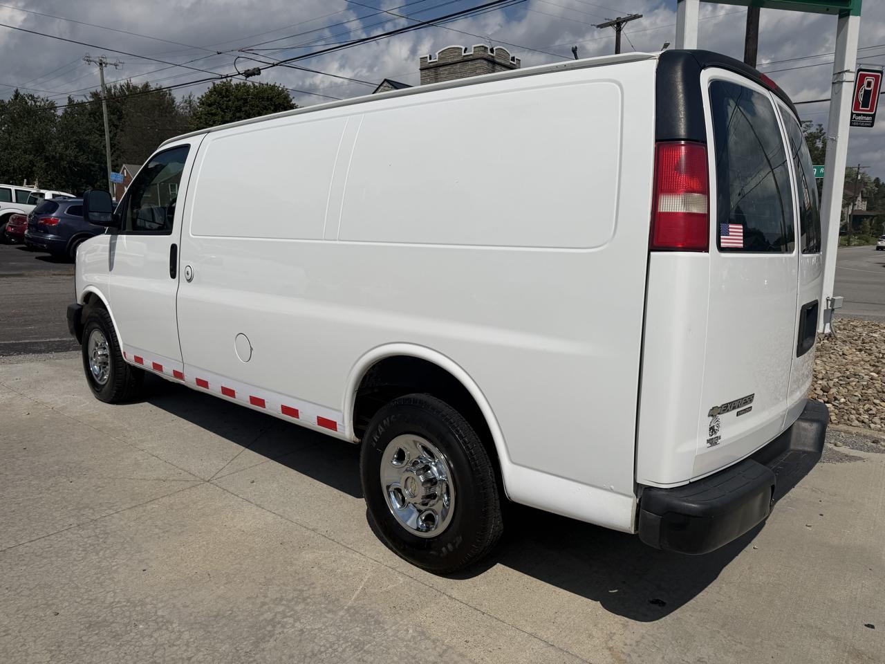 Chevrolet Express 2500 Cargo 2012