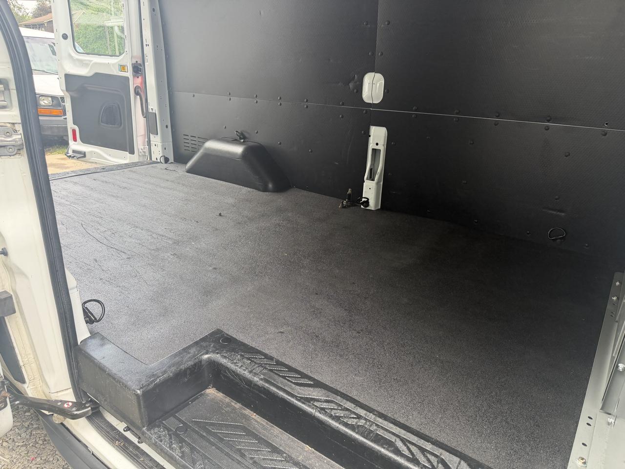 Ford Transit 250  2016