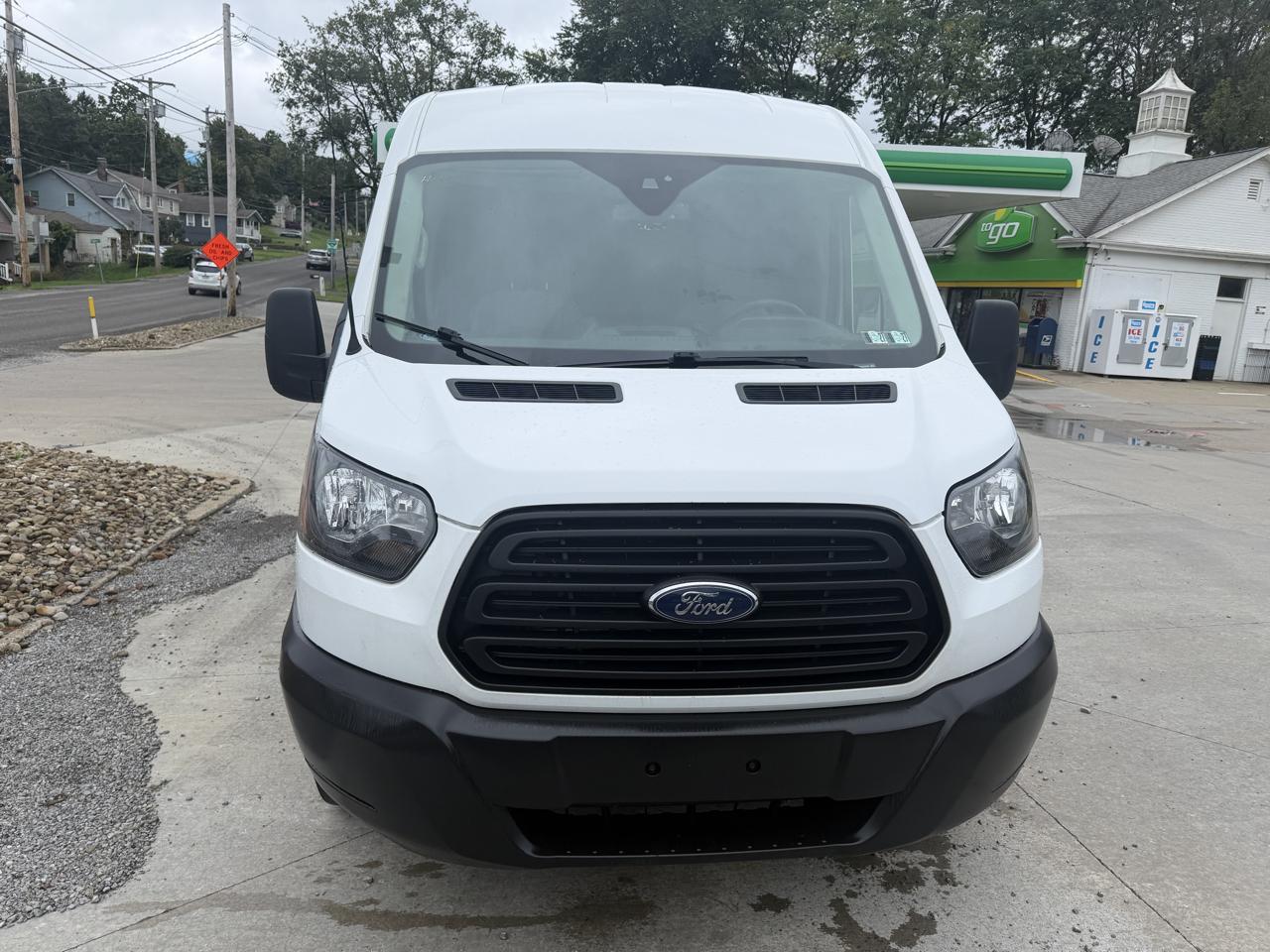Ford Transit 250 Van Med. Roof w/Sliding Pass. 148-in. WB 2019