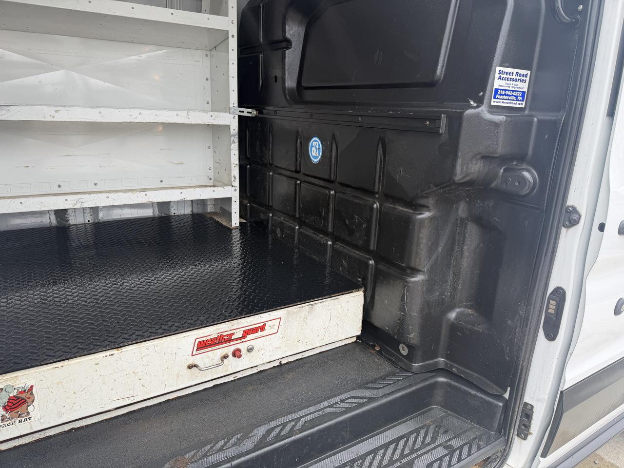 Ford Transit 250 Van Med. Roof w/Sliding Pass. 148-in. WB 2019