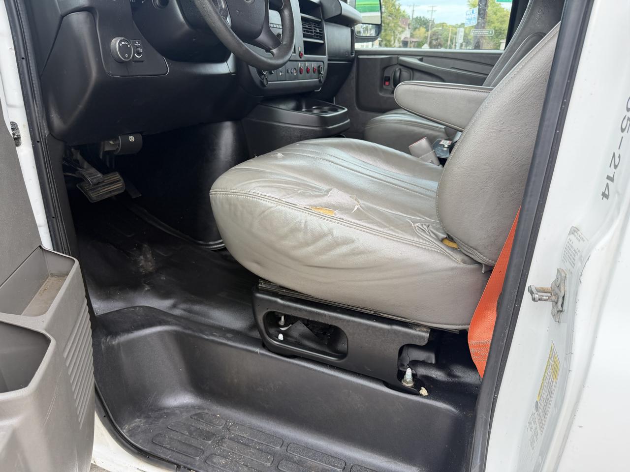 Chevrolet Express 2500 Cargo 2014