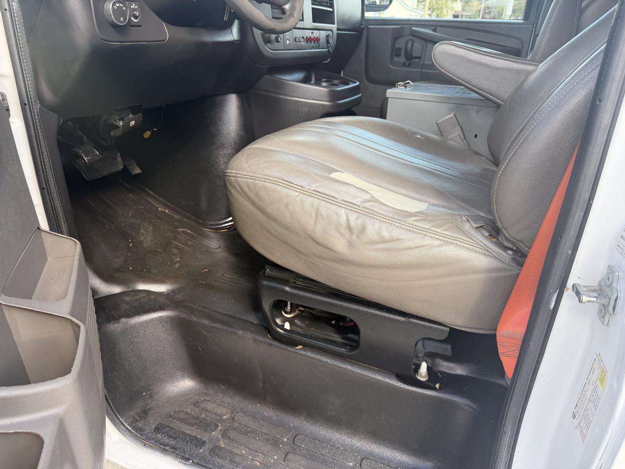 Chevrolet Express 2500 Cargo FFV 2015