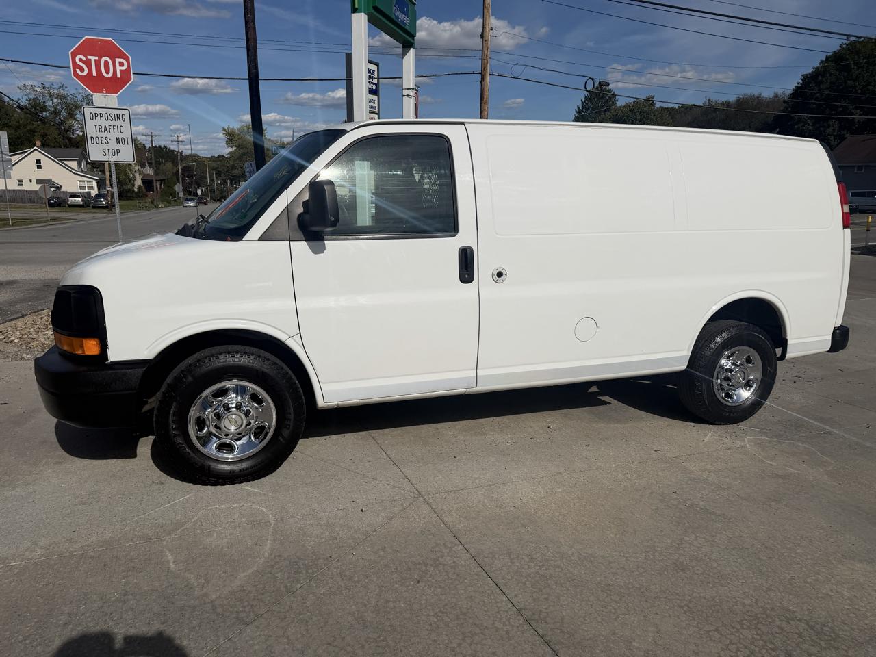 Chevrolet Express 2500 Cargo 2011