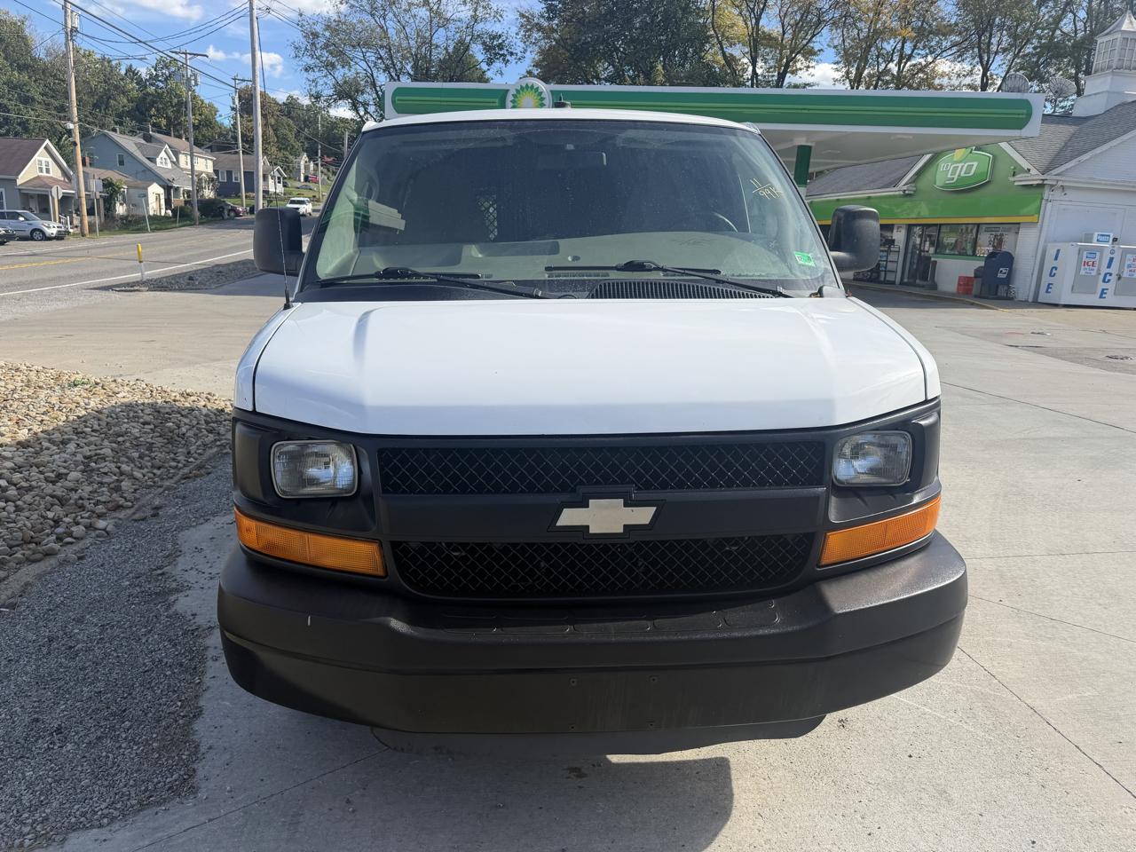 Chevrolet Express 2500 Cargo 2011