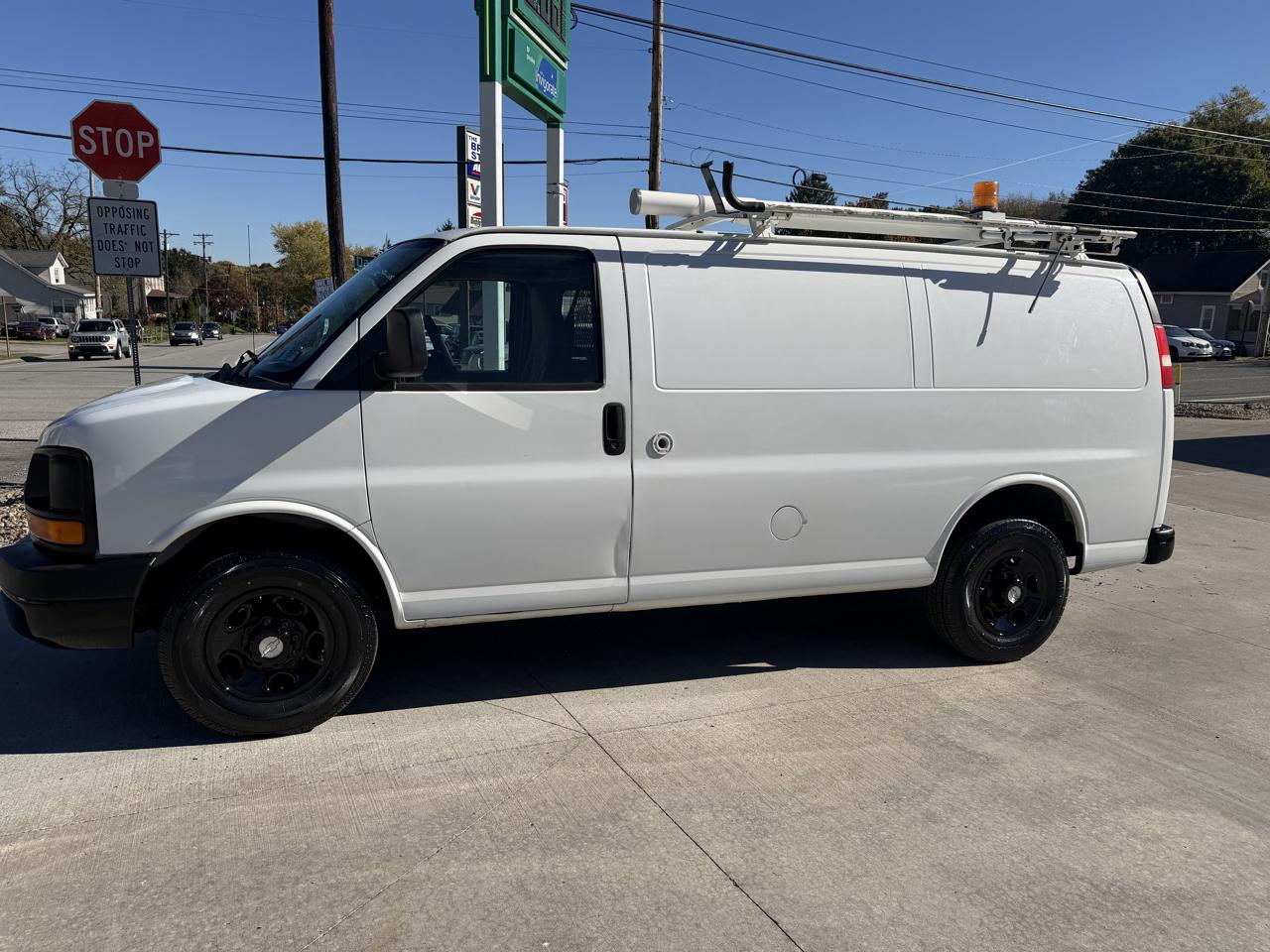 Chevrolet Express 2500 Cargo 2012