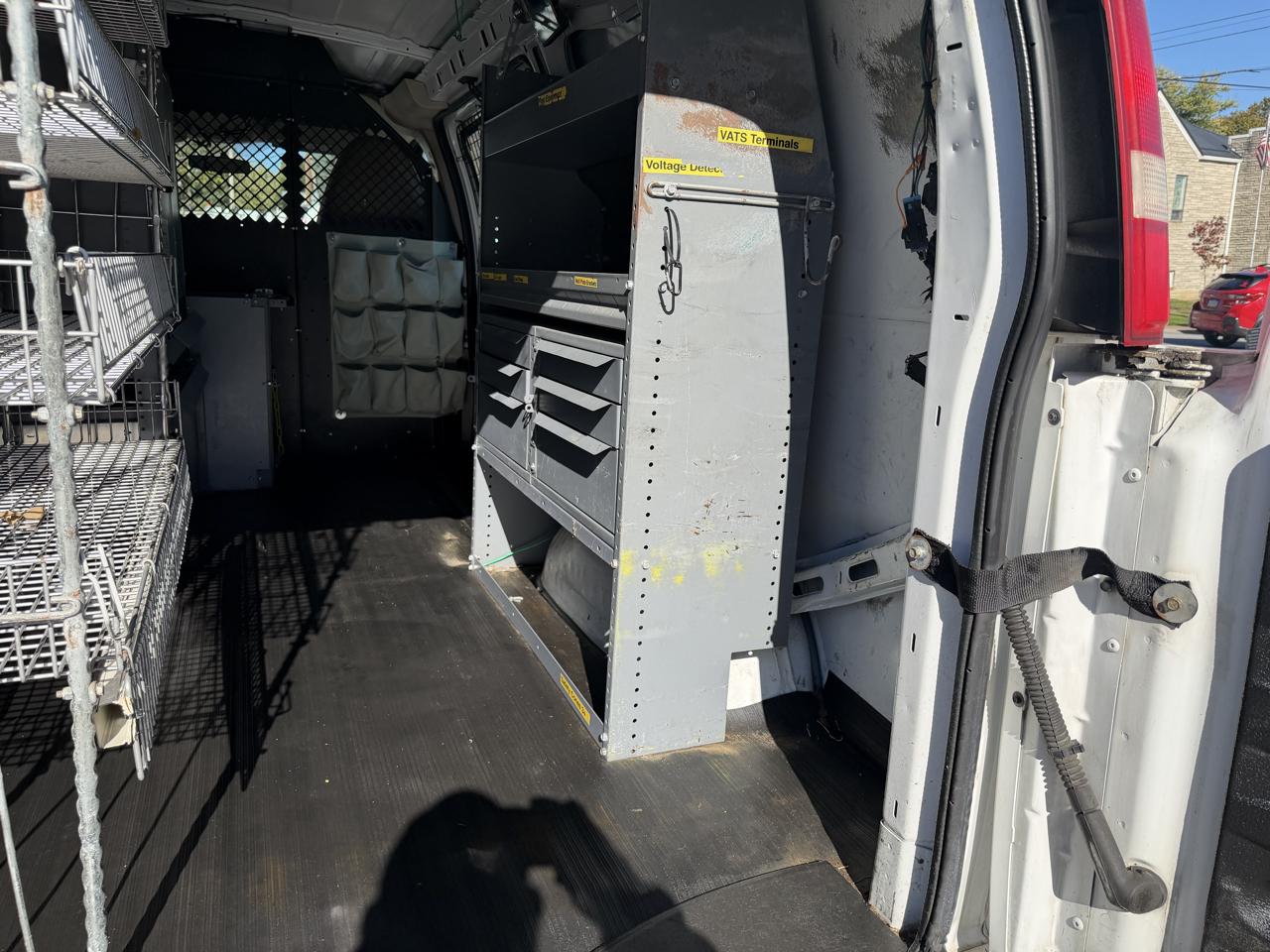 Chevrolet Express 2500 Cargo 2012