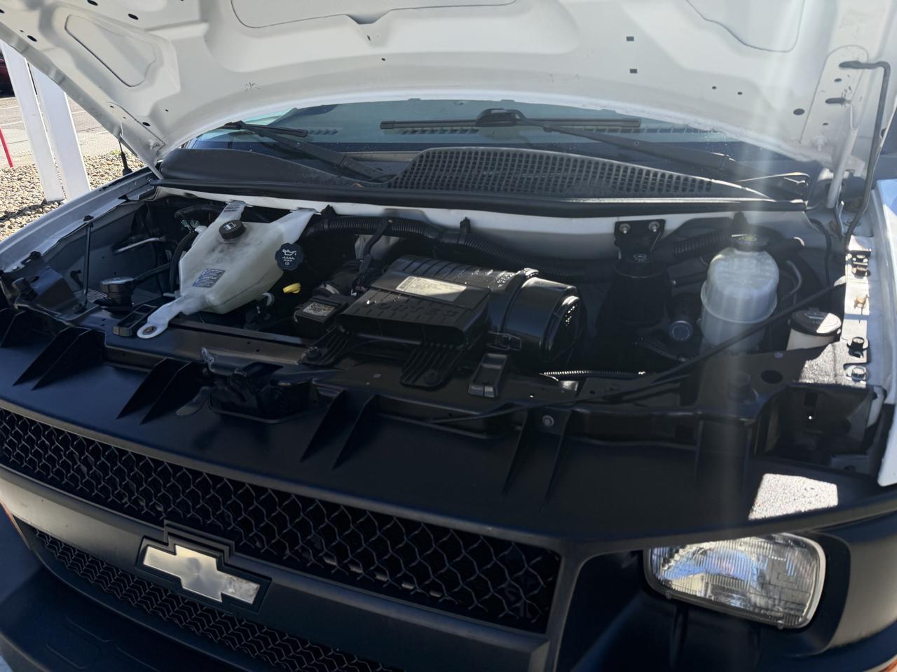 Chevrolet Express 2500 Cargo 2012