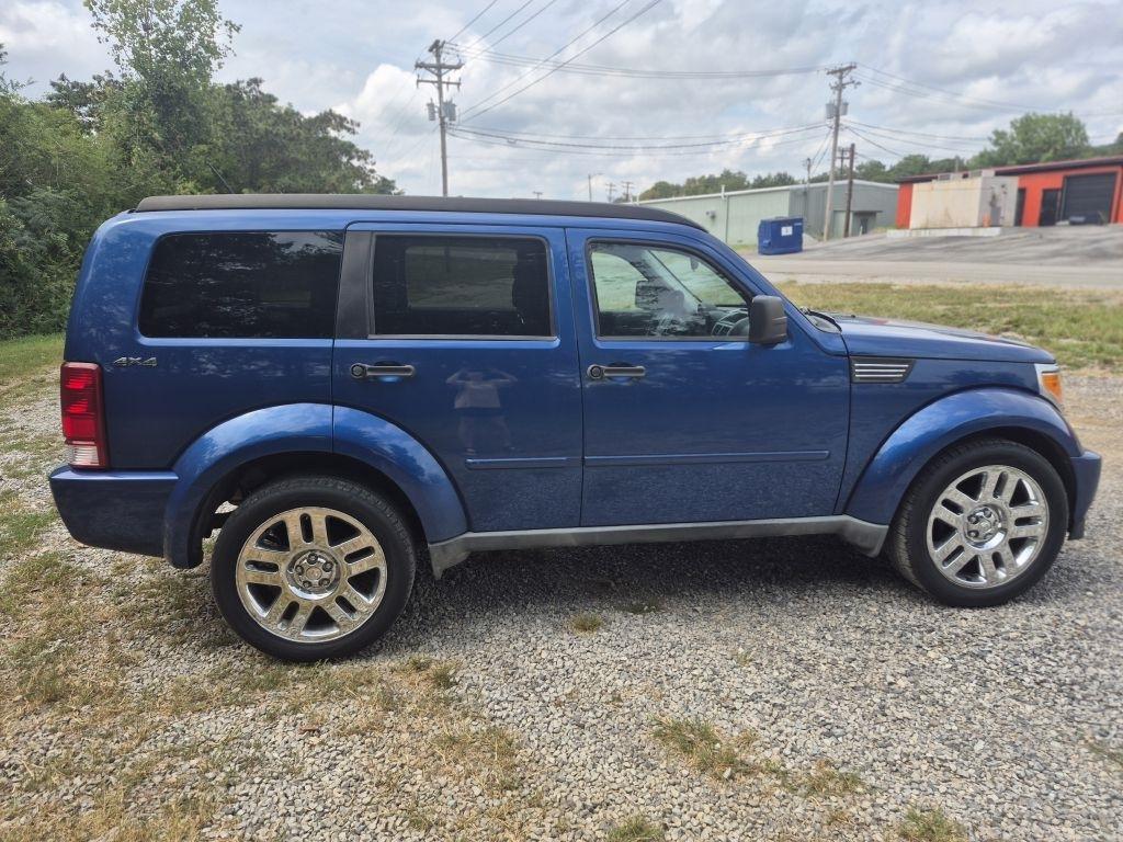 2010 Dodge Nitro SE - Photo 8