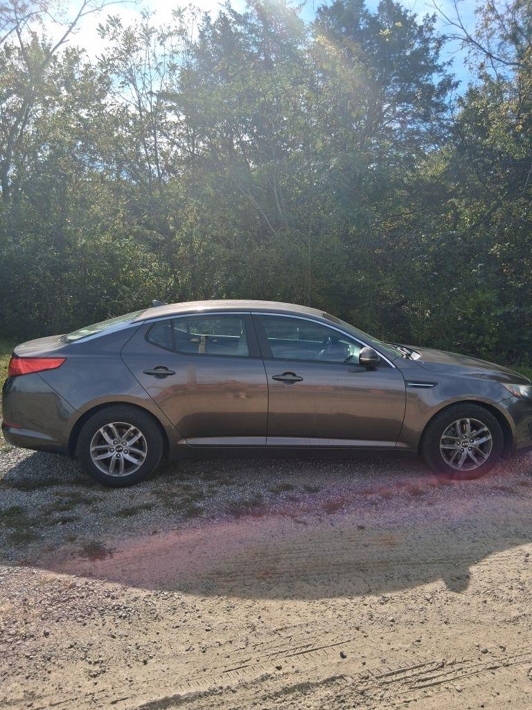 2011 Kia Optima LX - Photo 8
