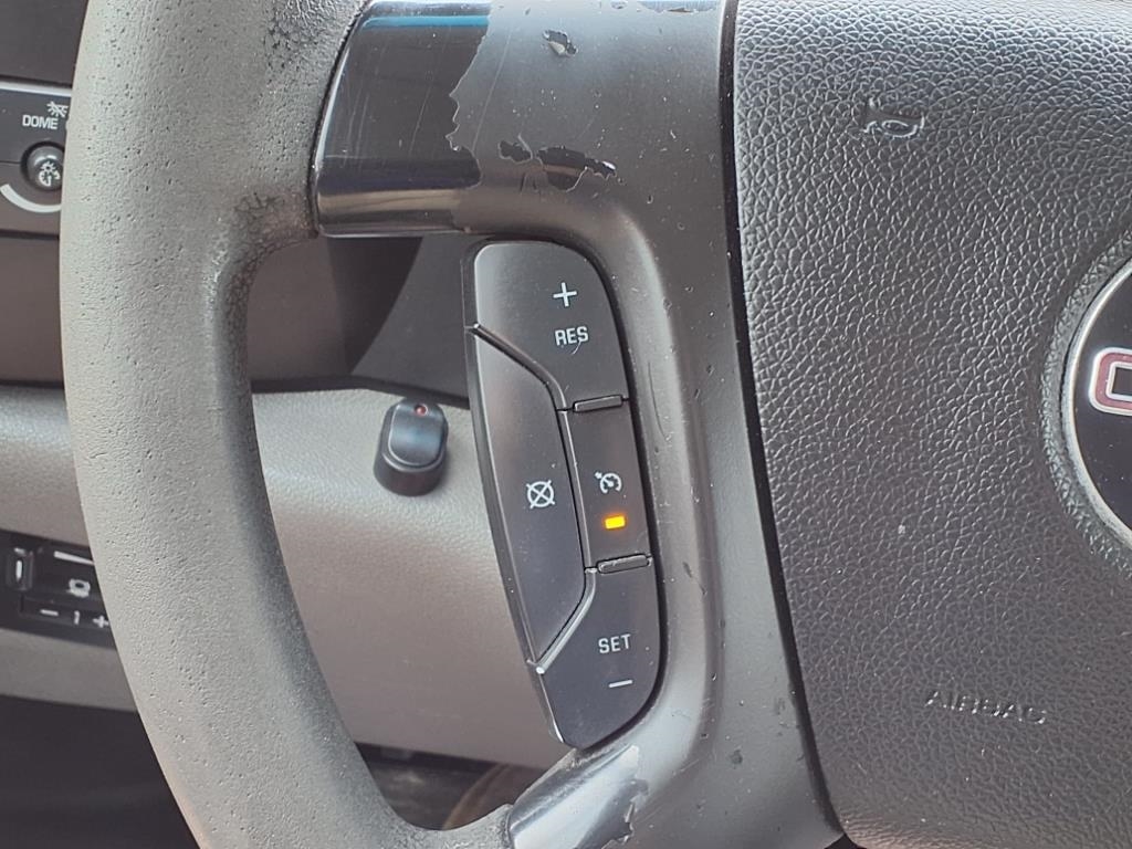 GMC Sierra 3500HD Work Truck Crew Cab 2WD 2013