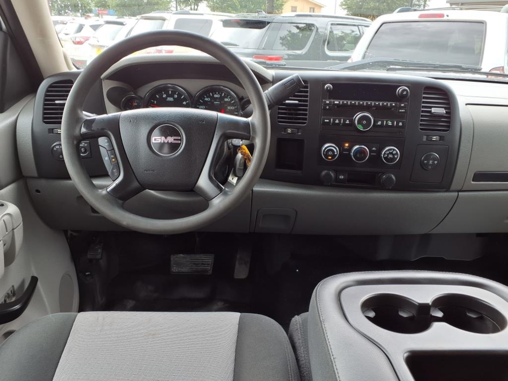 GMC Sierra 3500HD Work Truck Crew Cab 2WD 2013