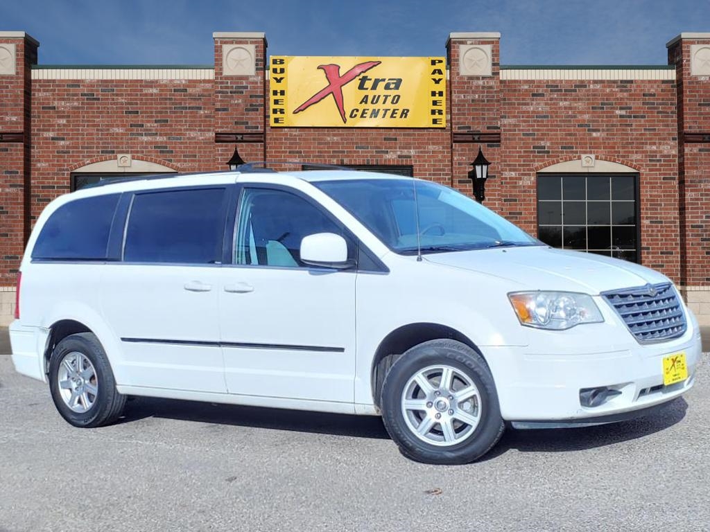 2010 Chrysler Town & Country Touring