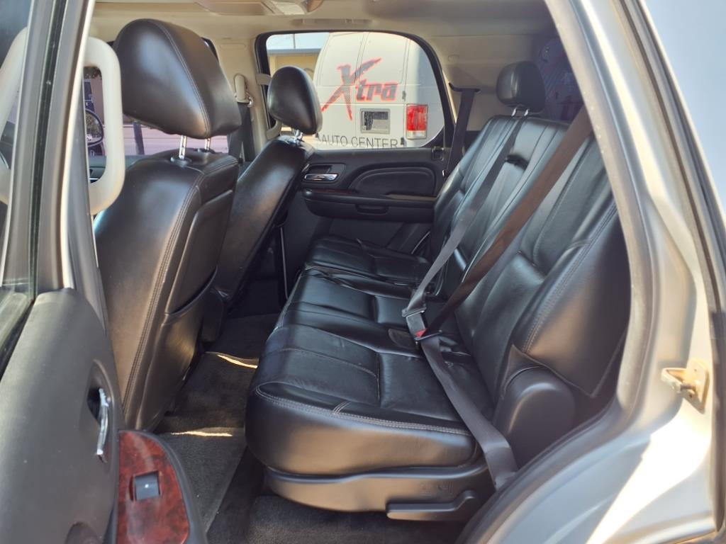 Cadillac Escalade AWD Luxury 2010