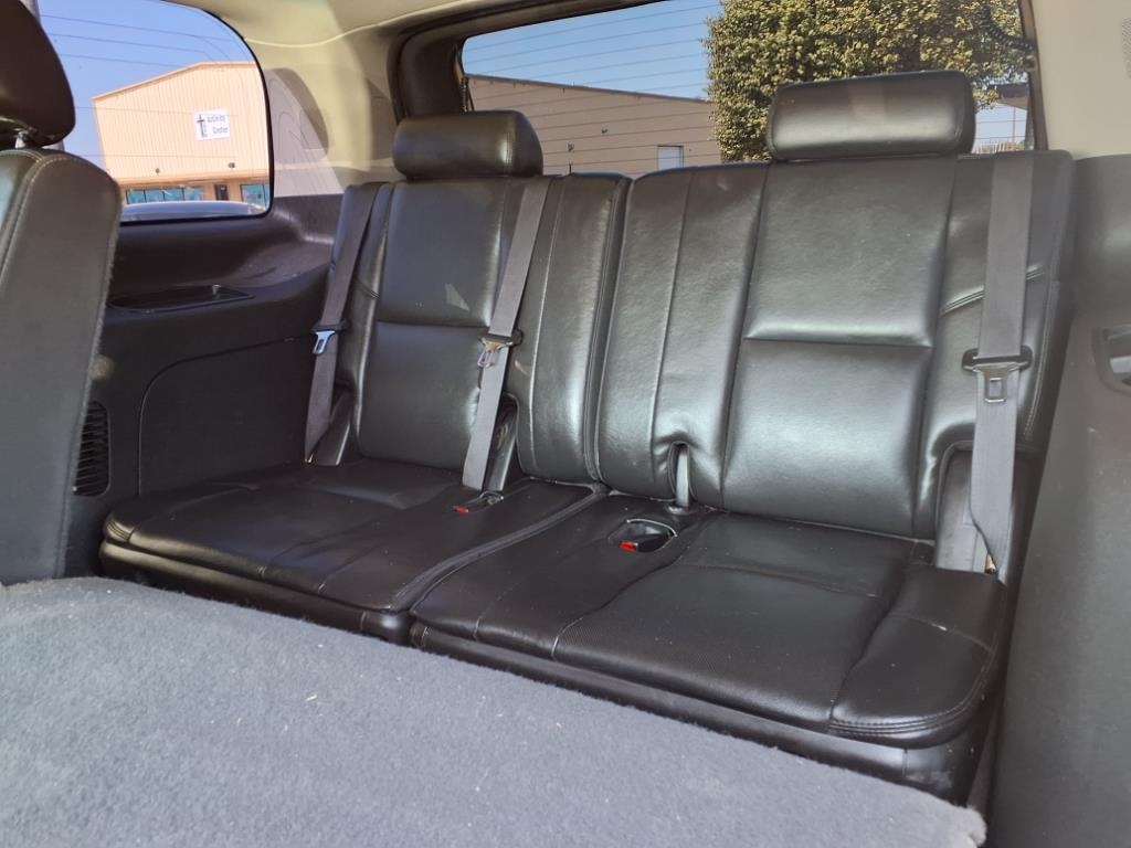 Cadillac Escalade AWD Luxury 2010