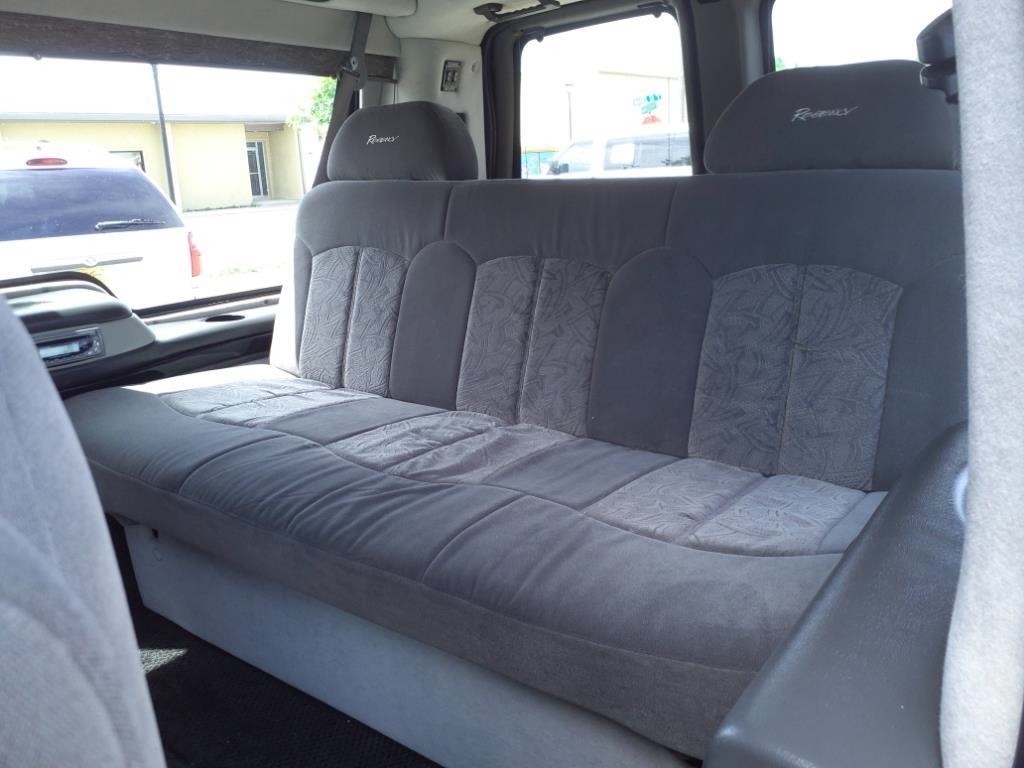 GMC Savana G1500 Cargo 2003