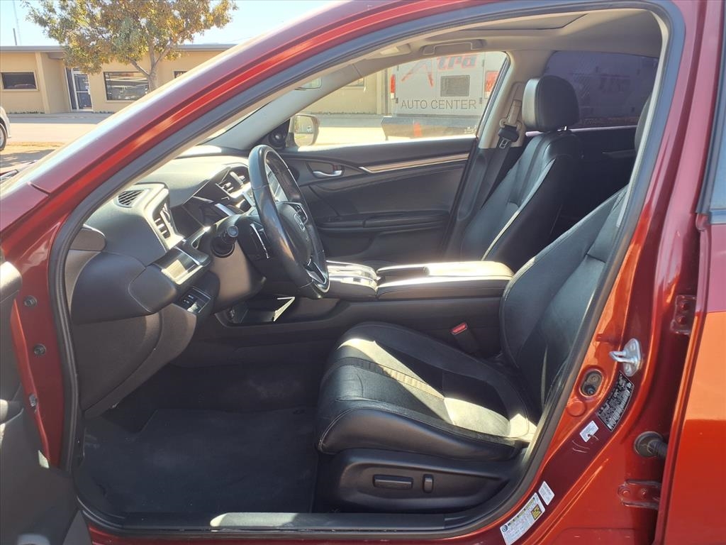 Honda Civic Touring Sedan CVT 2019