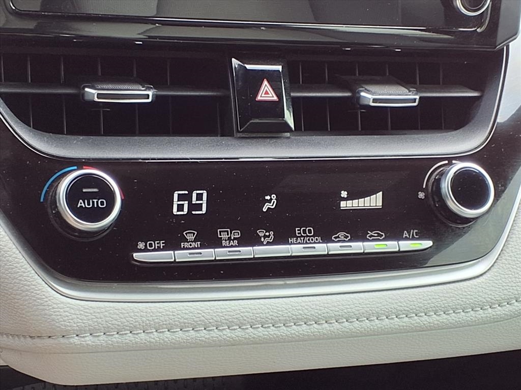 Toyota Corolla XLE CVT 2019