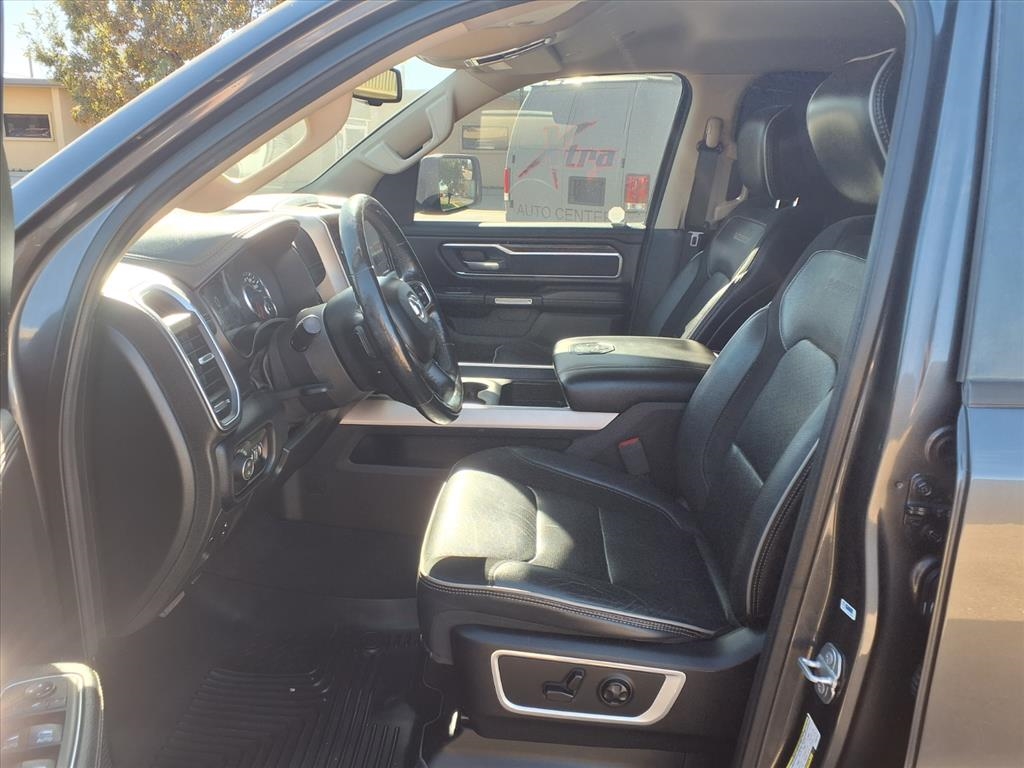 RAM 1500 Laramie Crew Cab SWB 4WD 2019