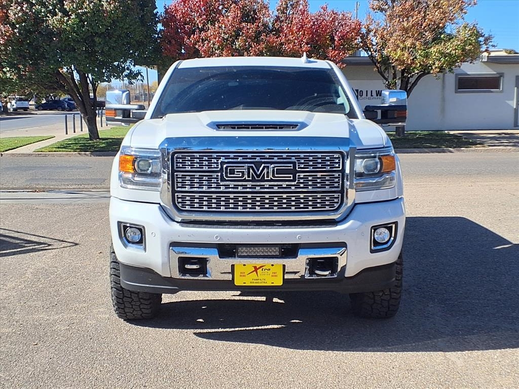 GMC Sierra 2500HD Denali Crew Cab 4WD 2018