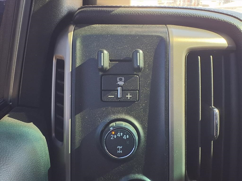 GMC Sierra 2500HD Denali Crew Cab 4WD 2018