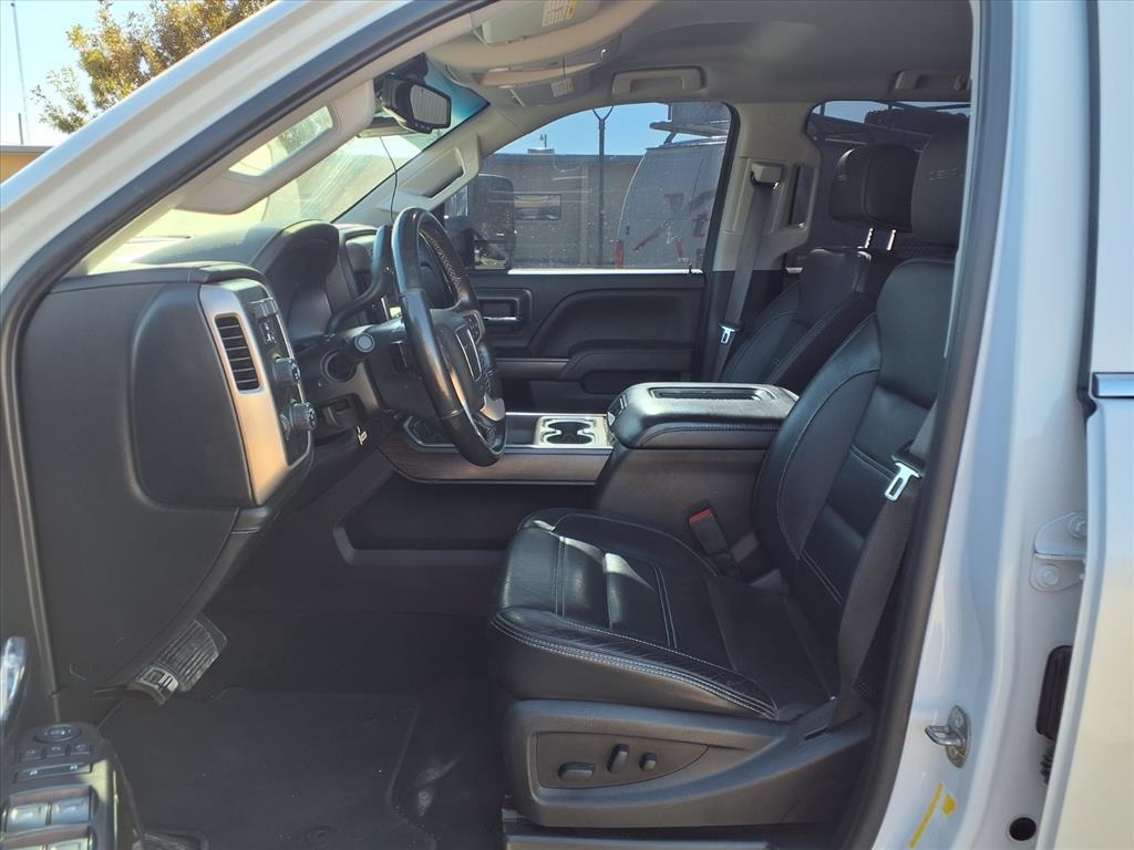 GMC Sierra 2500HD Denali Crew Cab 4WD 2018