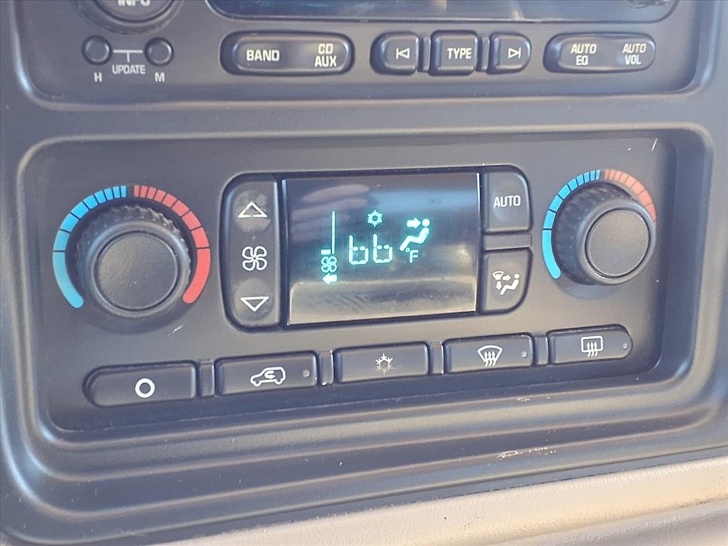 Chevrolet Silverado 2500HD LS Crew Cab 2WD 2006