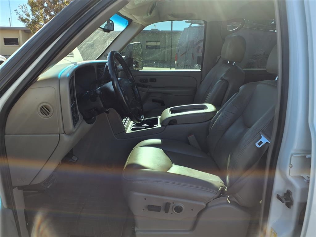 Chevrolet Silverado 2500HD LS Crew Cab 2WD 2006