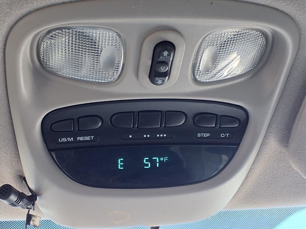 Dodge Ram 1500 ST Quad Cab Long Bed 4WD 2005