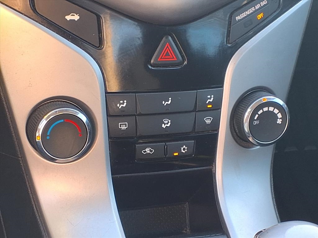 Chevrolet Cruze 1LT Auto 2015