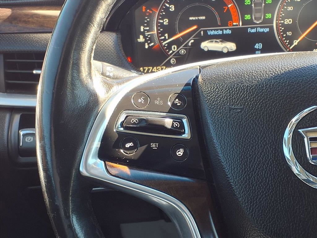 Cadillac XTS Premium 2013